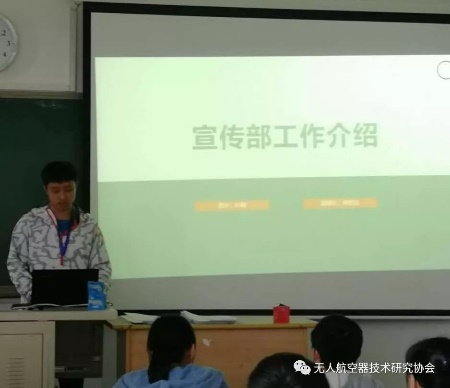 C:\Users\lenovo\AppData\Local\Temp\WeChat Files\b9bdb7632295a0b67997183c0e698f86.jpg